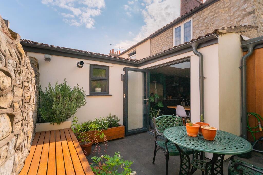 0B9RAD - External A.jpg