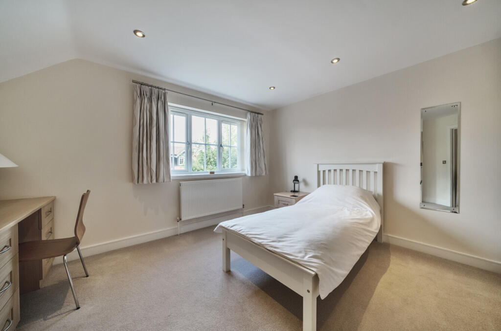 1309481-23-684857...