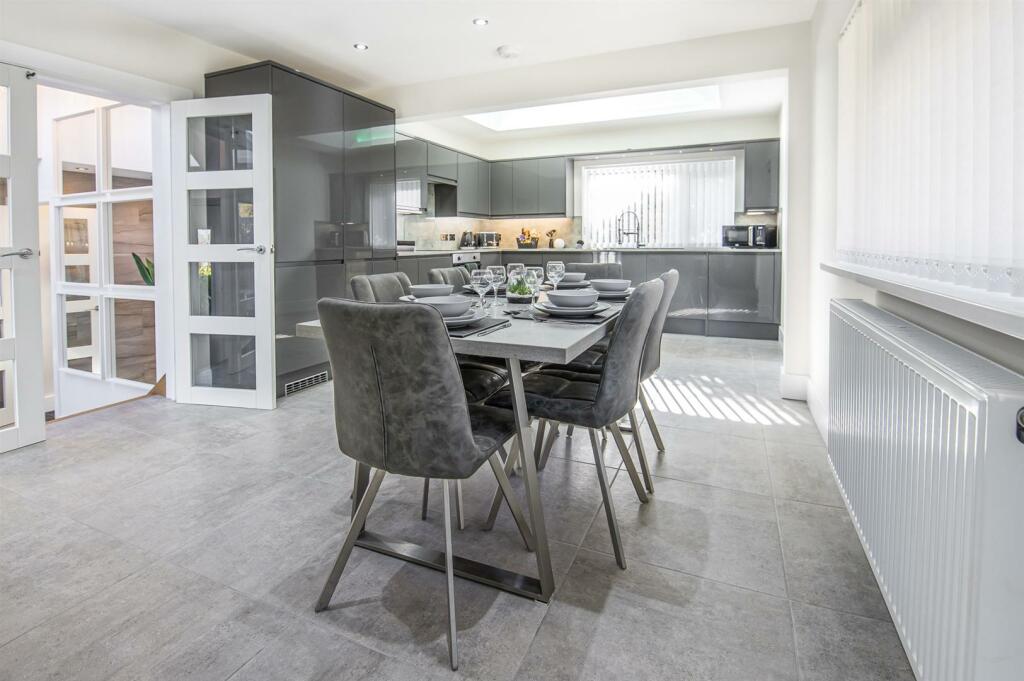 Open Plan Living/Kitchen/Dining Room