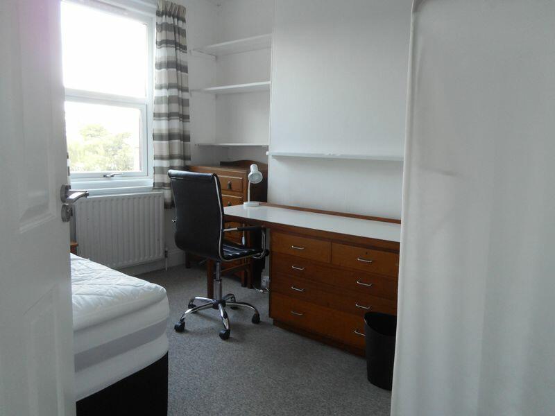 Photo 5