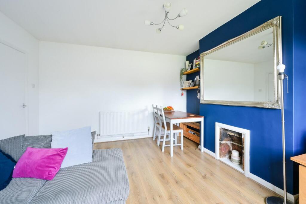 WOLSEY CLOSE,  (3).jpg