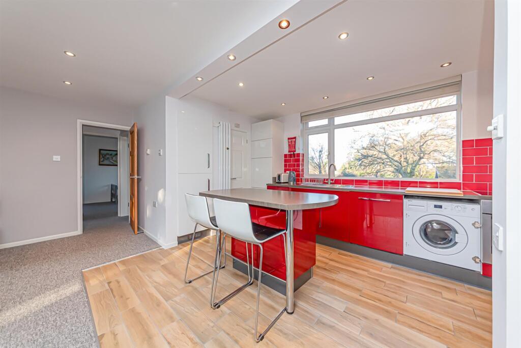 6 Birch Court (8).jpg