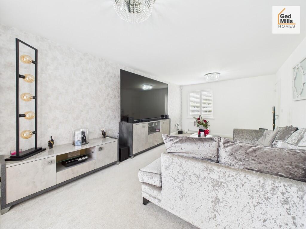 CAM04261G0-PR0075...