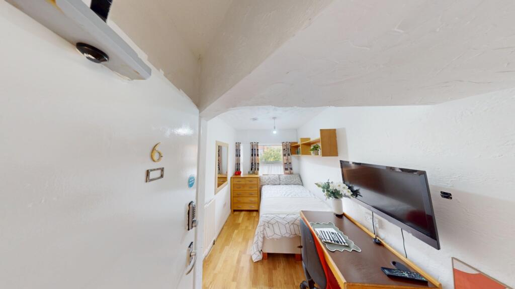 122-Portland-Road-10102025_162721