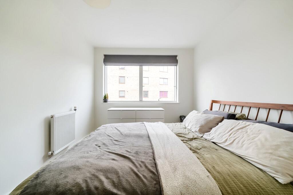 1342340-16-68a5a2...