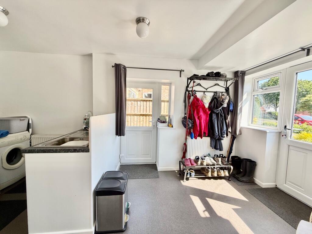 Utility Room/Boot Rm