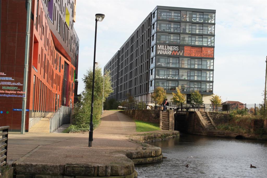 Milliners Wharf 47 Outside 4.JPG