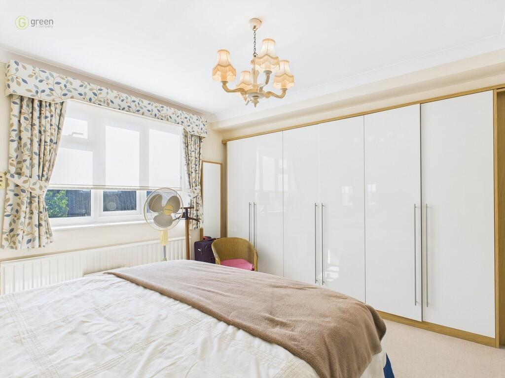 CAM03830G0-PR0137...