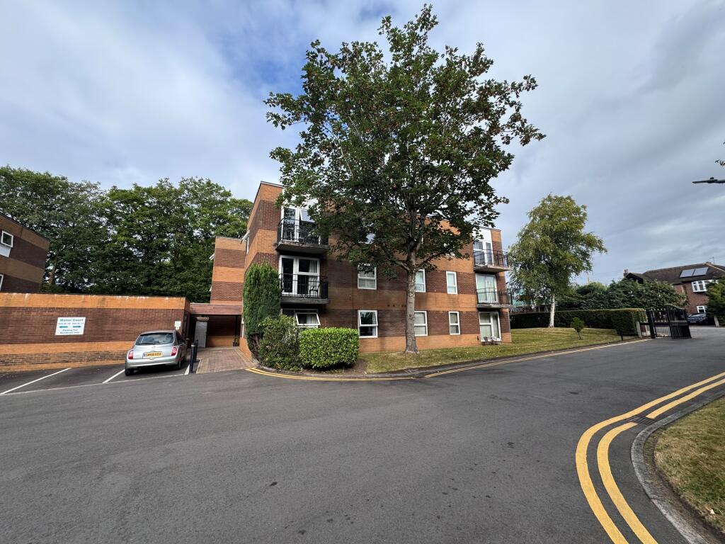 1 Bedroom Flat for Let