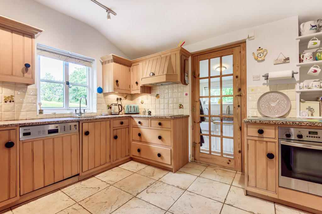 Fitted Kitchen