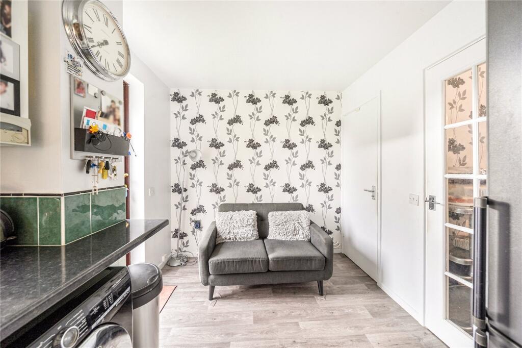 Kitchen/Breakfast Rm