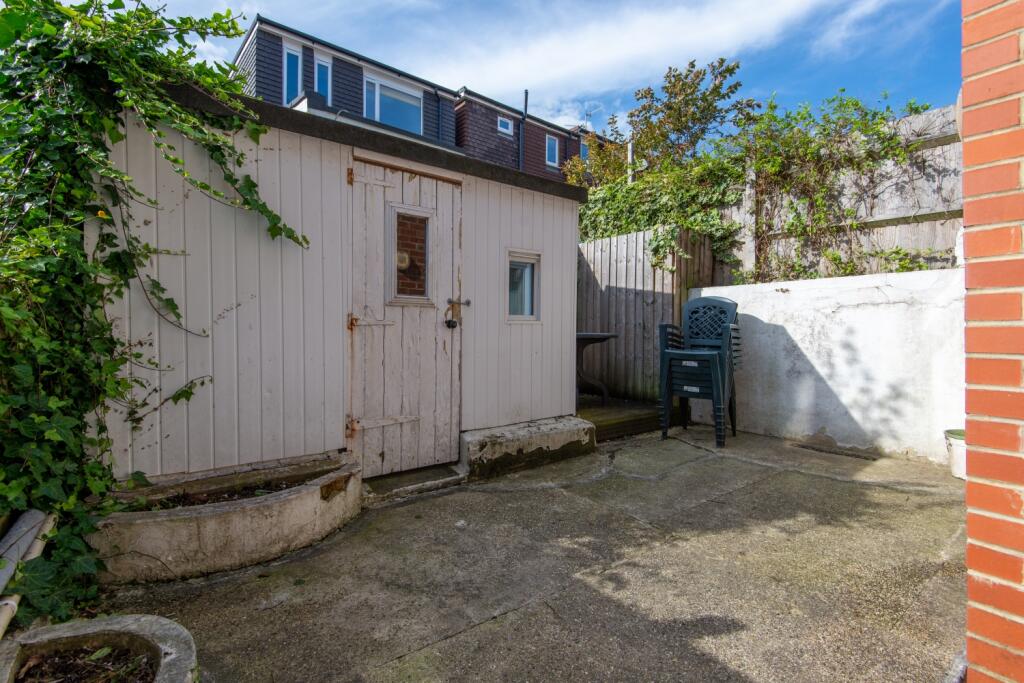 9 Coronation Street Outside Area