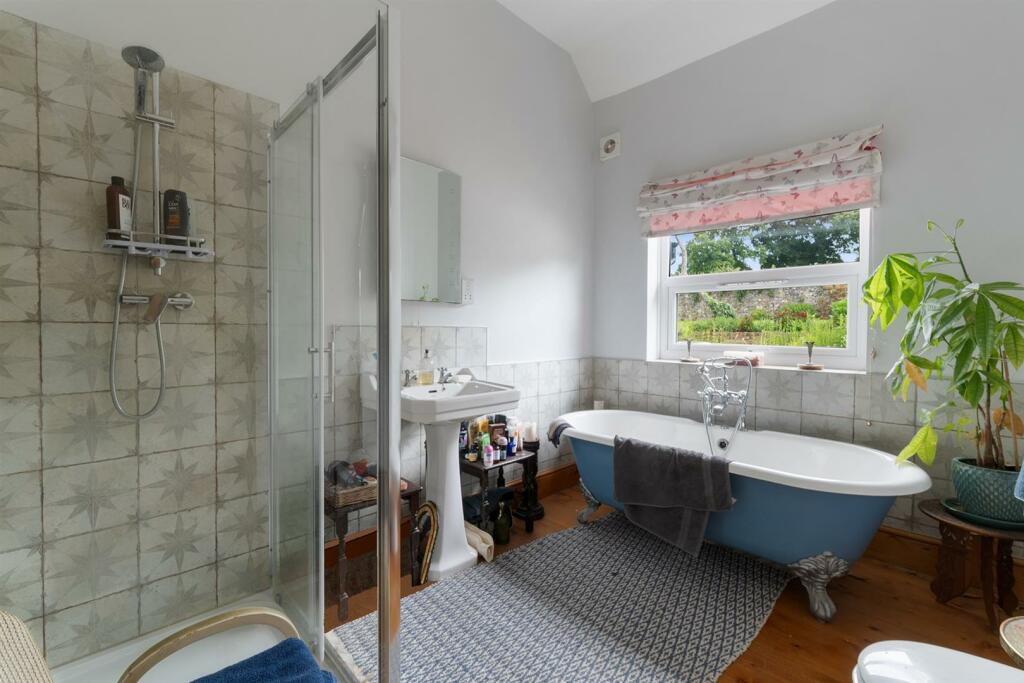 Annex Bathroom