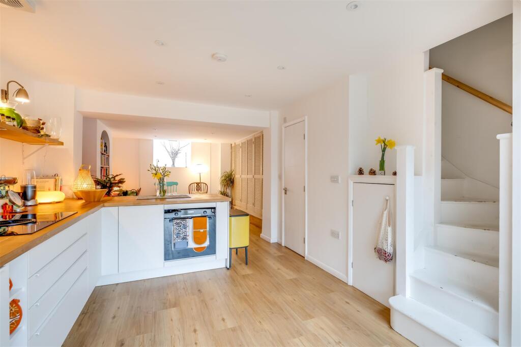 250204 - 10 New England Street, St Albans - 25.jpg