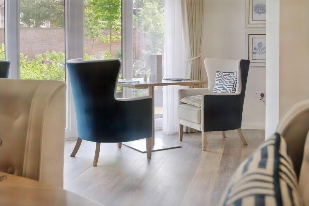 8553725-interior28 (Medium).JPG