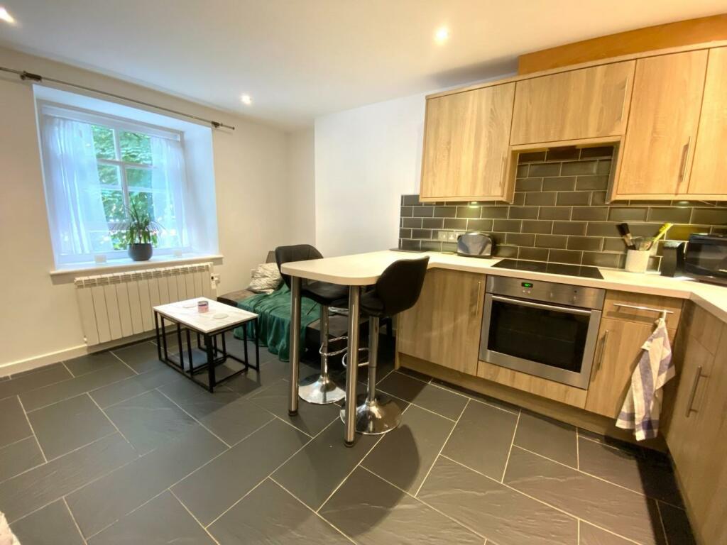 Kitchen/Lounge