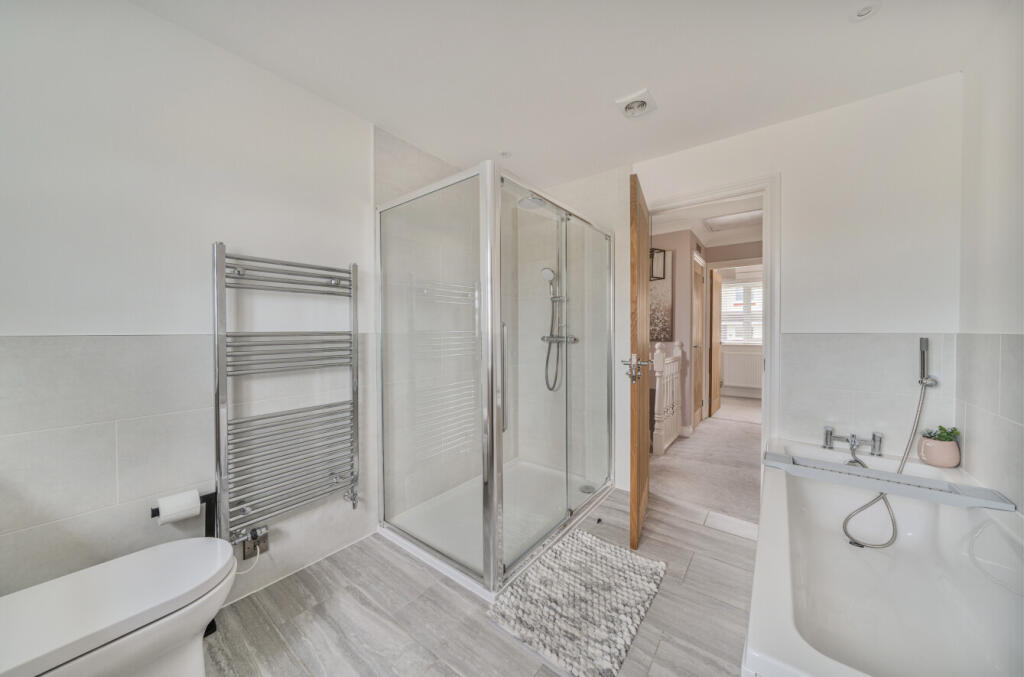 1302998-16-68402c...