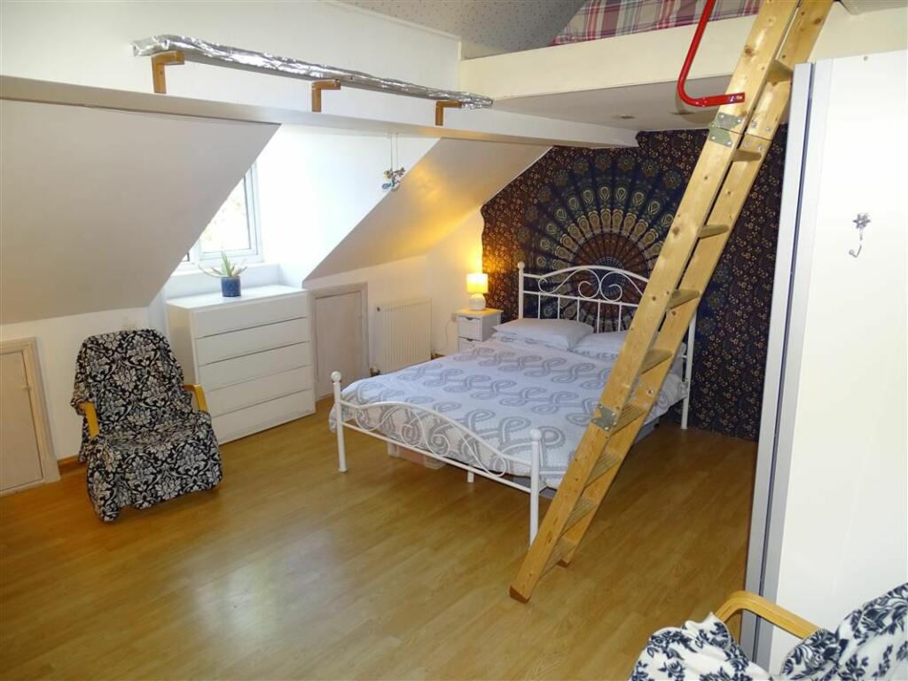 Bedroom 2 A