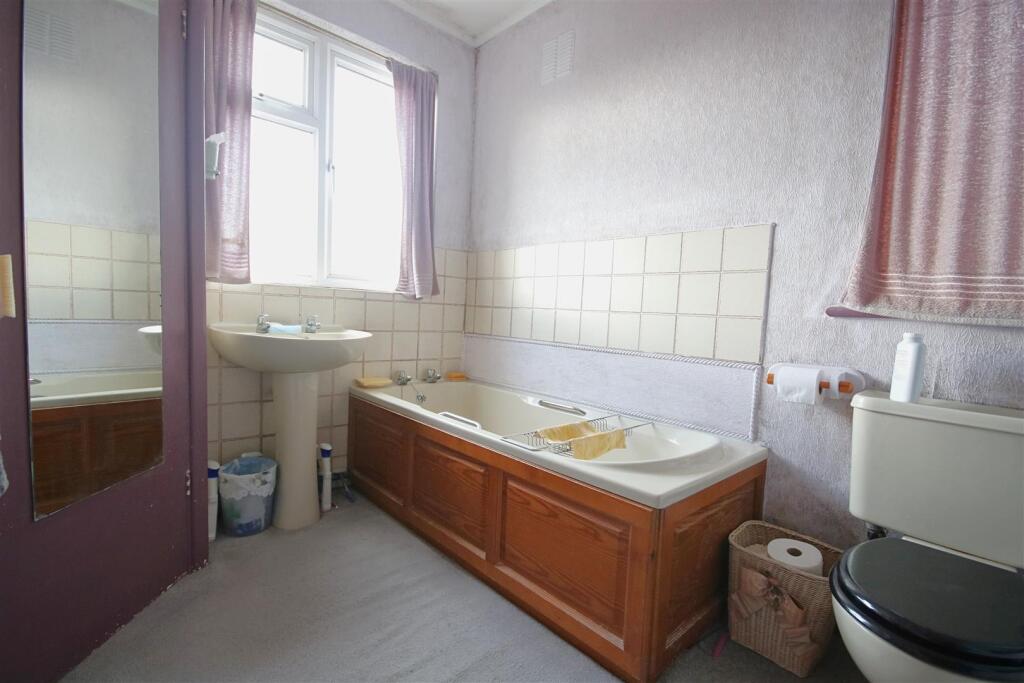 bath (13).jpg