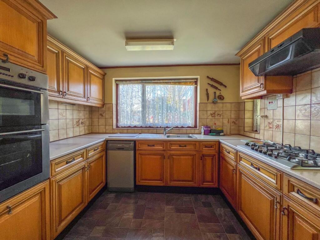 College Street - Image-13.jpg