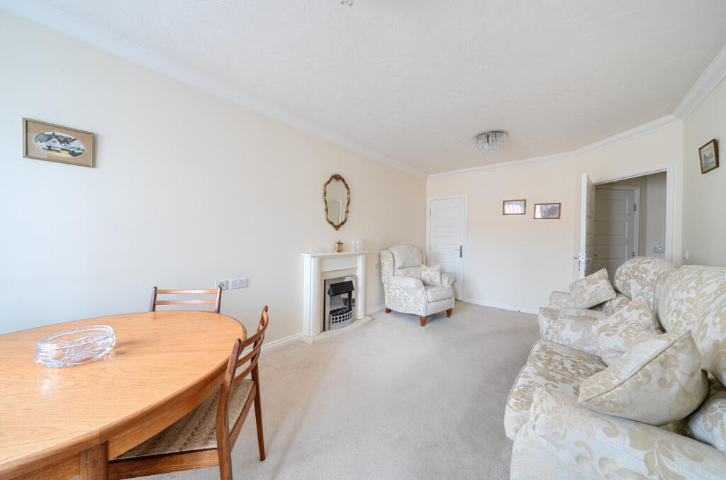 1335339-4-68939a4...