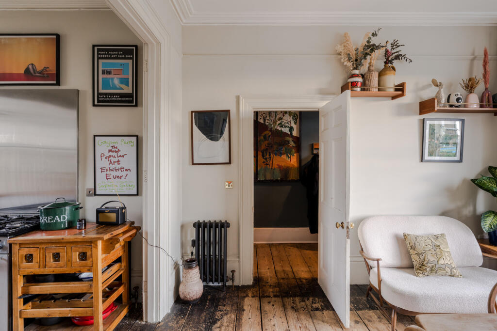 249321 - 34 Spencer Square-41.jpg