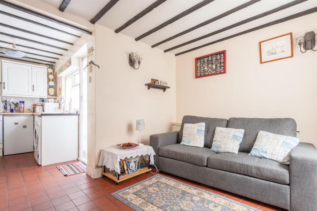 2 Kensington Street (1).jpg