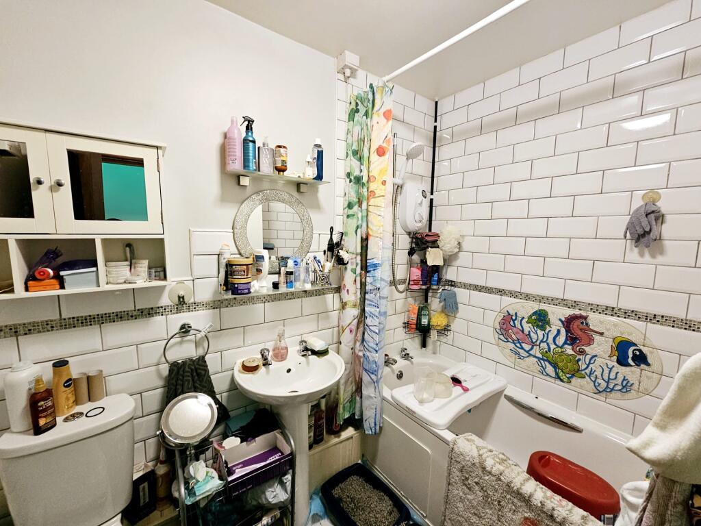 2a111d8b-b662-408c-adee-61343788abbd