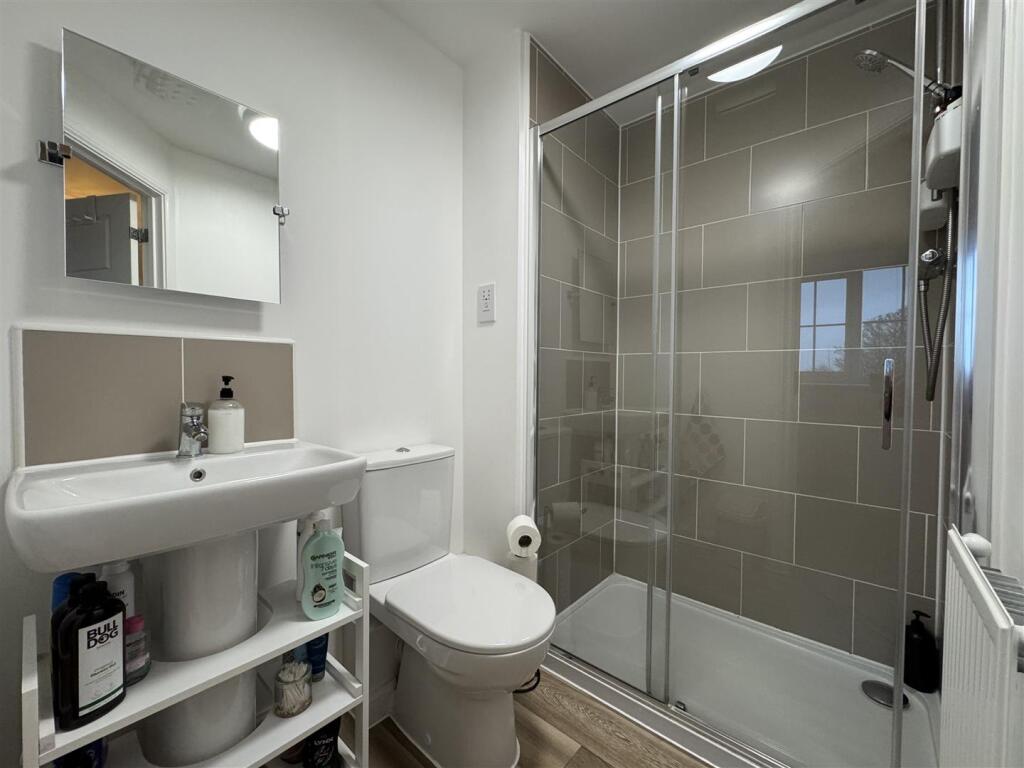 En-suite to Bedroom One