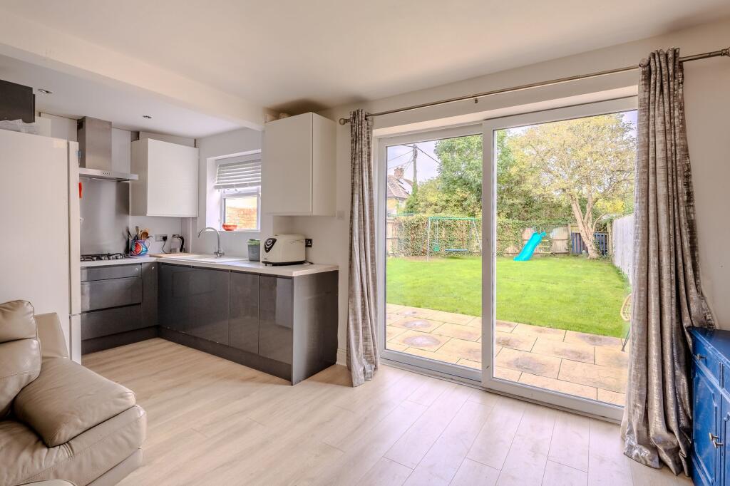 Open-Plan Kitchen / Family / Dining Room