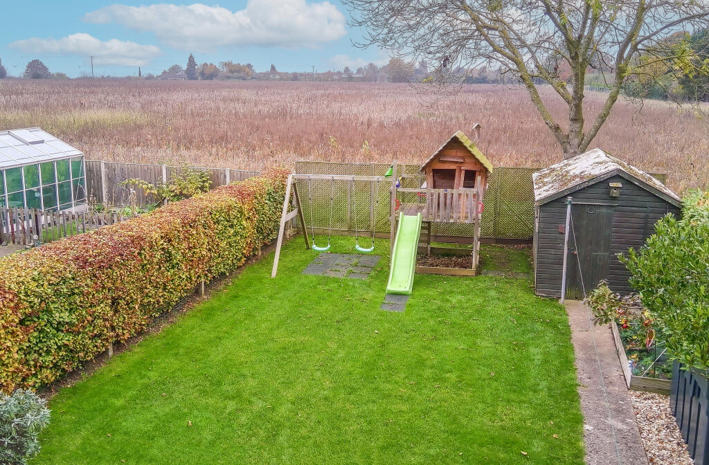 4854115_100DRONE_SING0266_edited