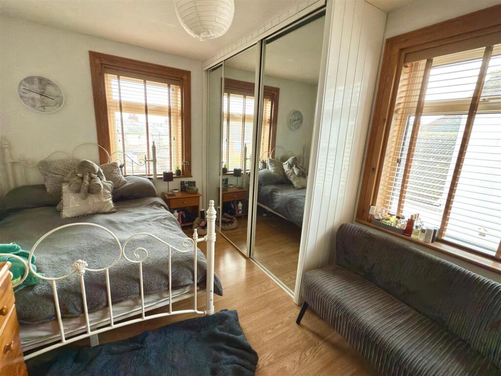 BEDROOM 3.jpg