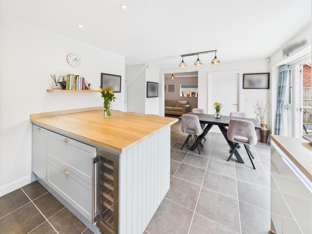 Impressive Open Plan Living Space