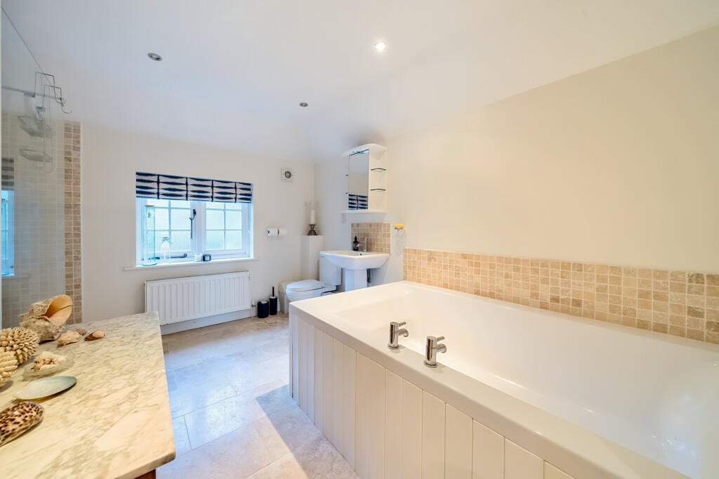 Principal Bedroom Ensuite
