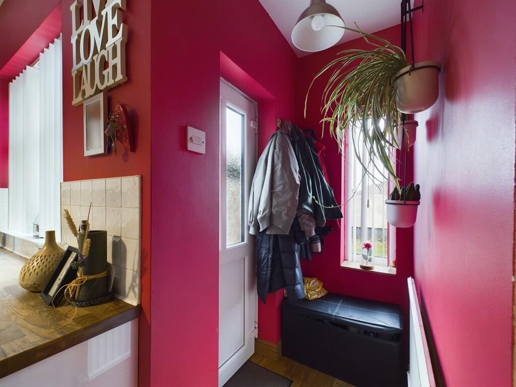 CAM02060G0-PR0277...