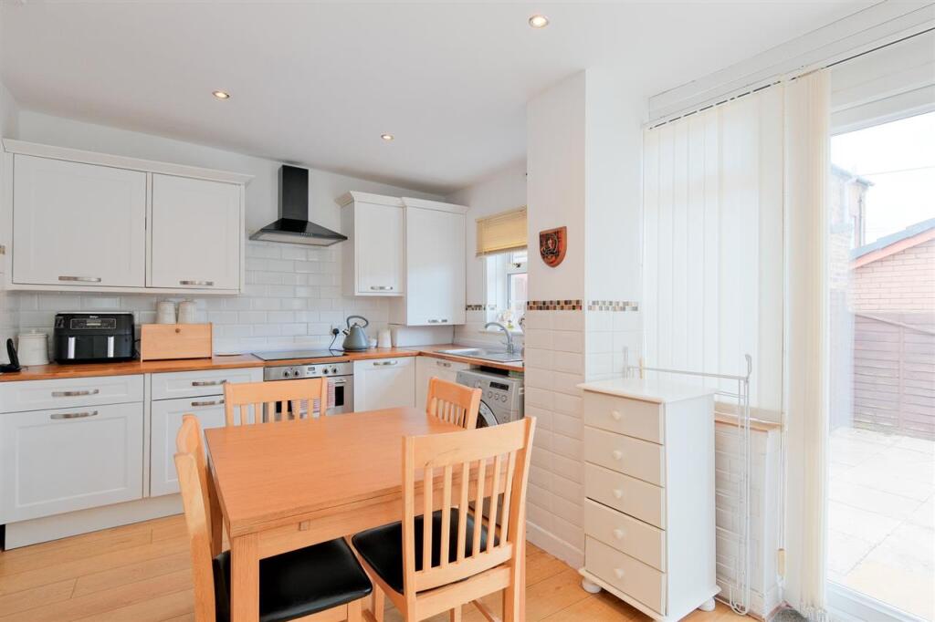 Kitchen / Diner