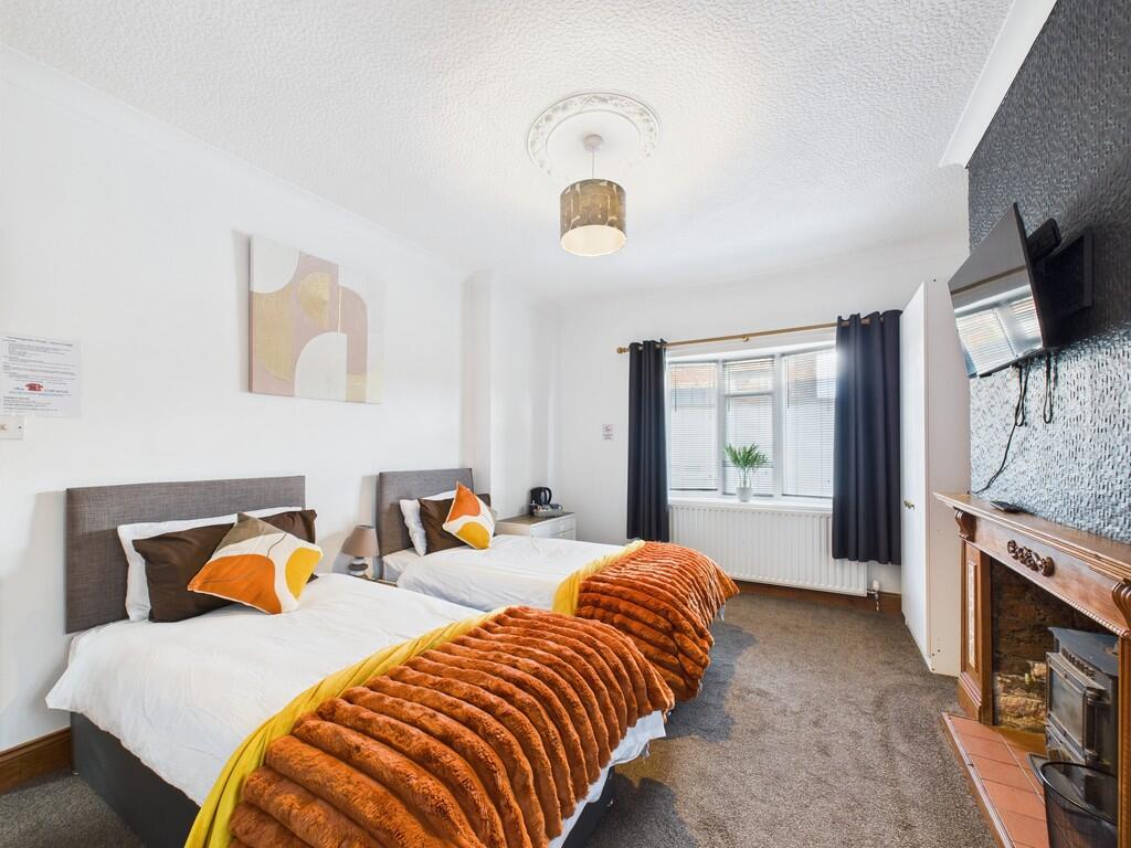 CAM01835G0-PR0257...