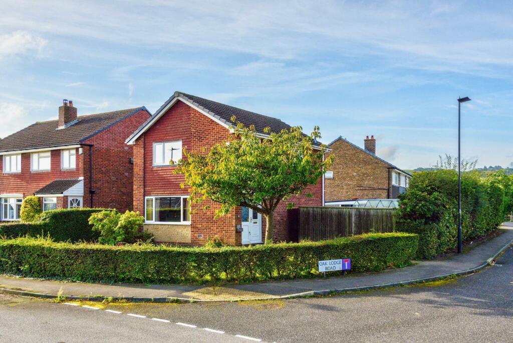 76OakLodgeRoad(Exterior)(1of11).jpg