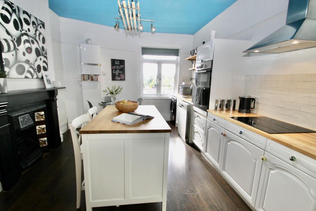 Kitchen with dining area