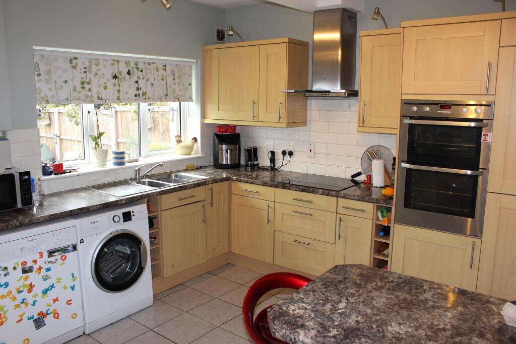 Extended Breakfast Kitchen