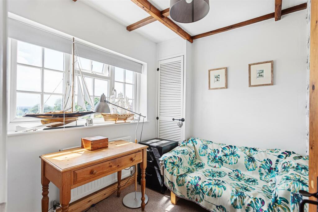 Forresters_Cottage_31.jpg
