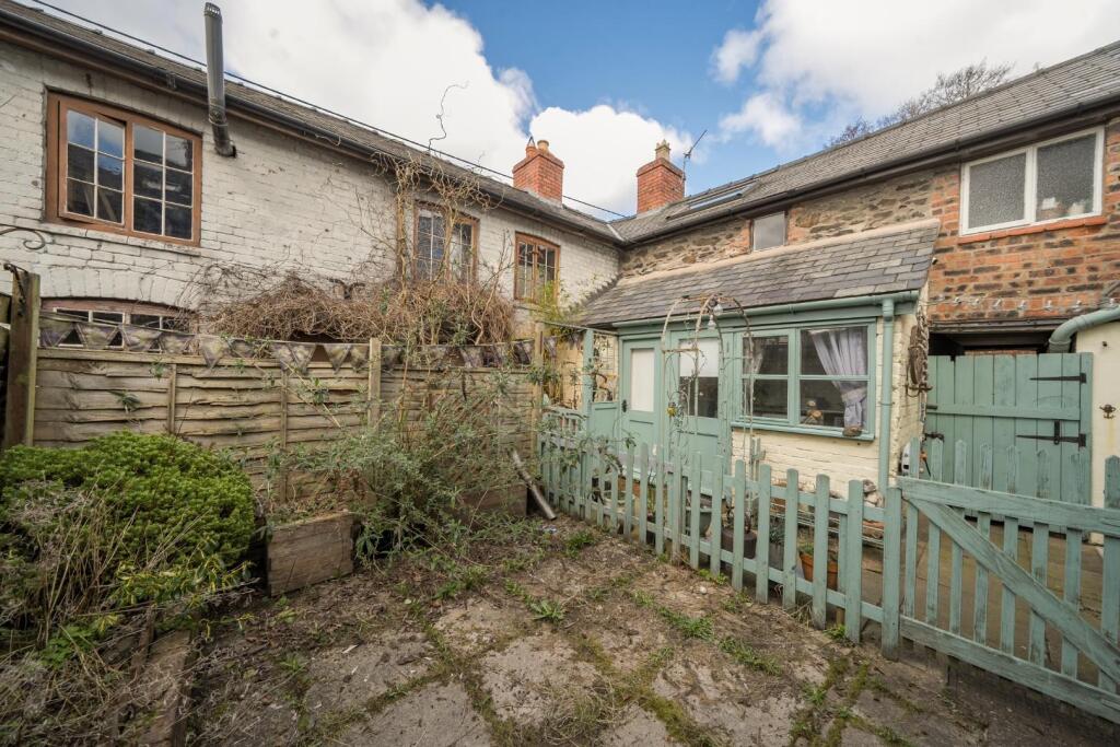 Patio with gate.jpg
