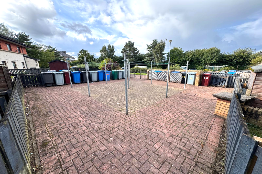 COMMON DRYING AREA