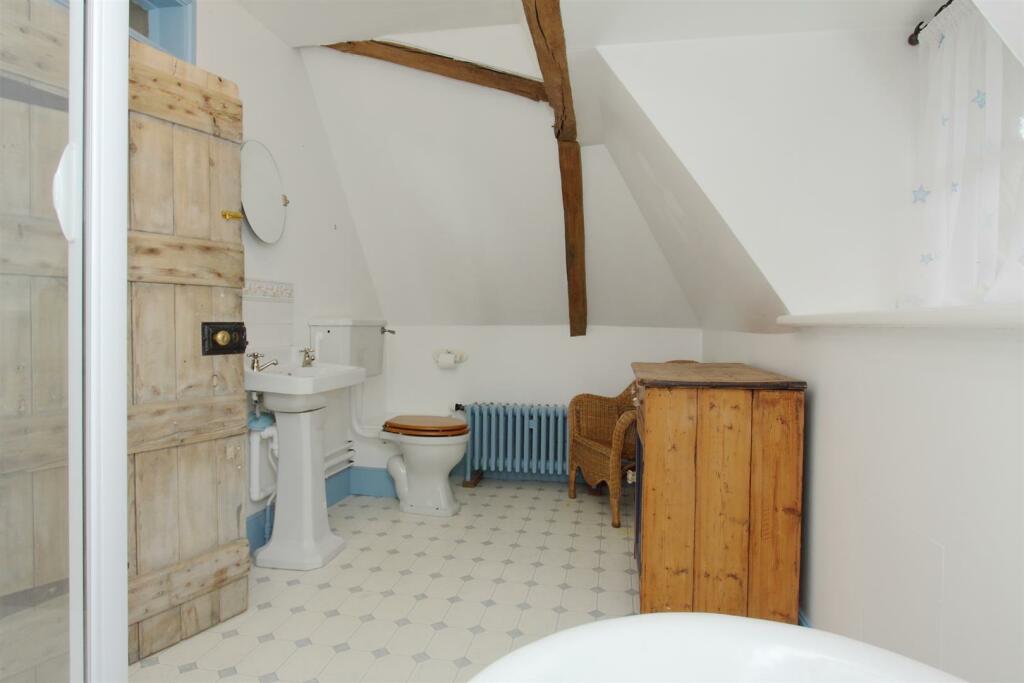 molesey cottage PH125.JPG