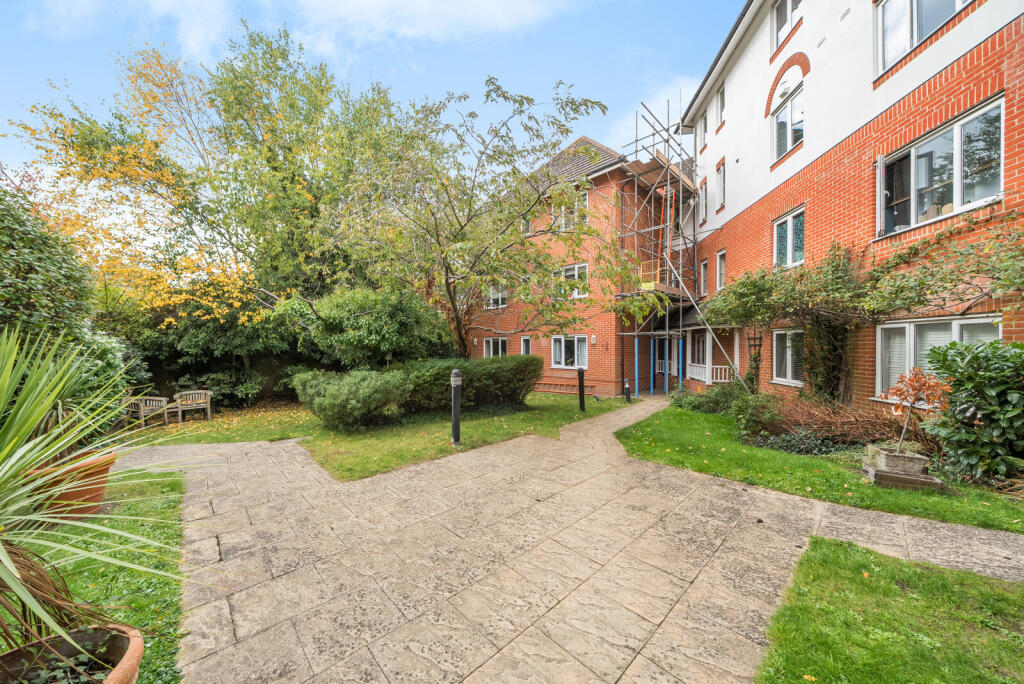 1356123-8-68e4ec0...