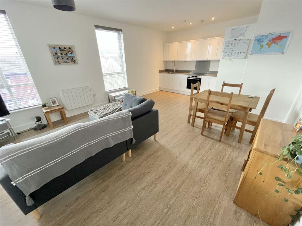 Living Dining Kitchen