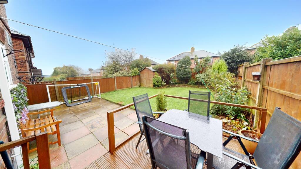 Leslie Road Rear Garden