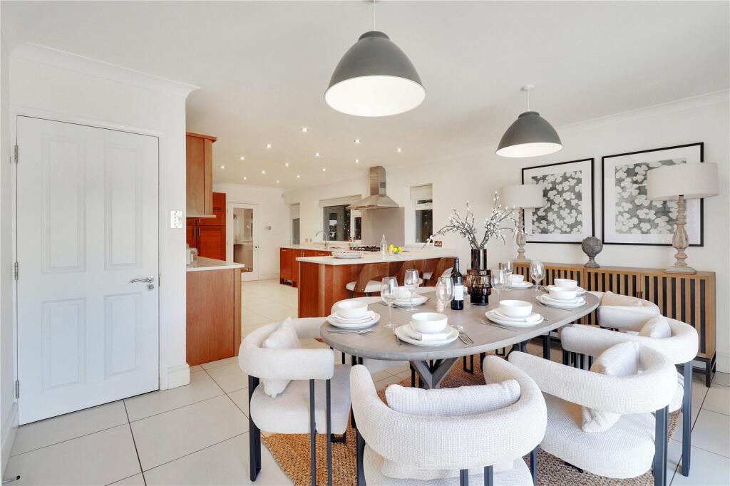 Breakfast Room