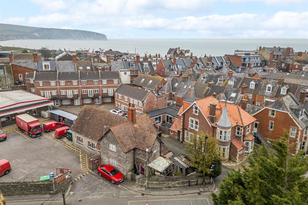 Kings Road West 1.jpg