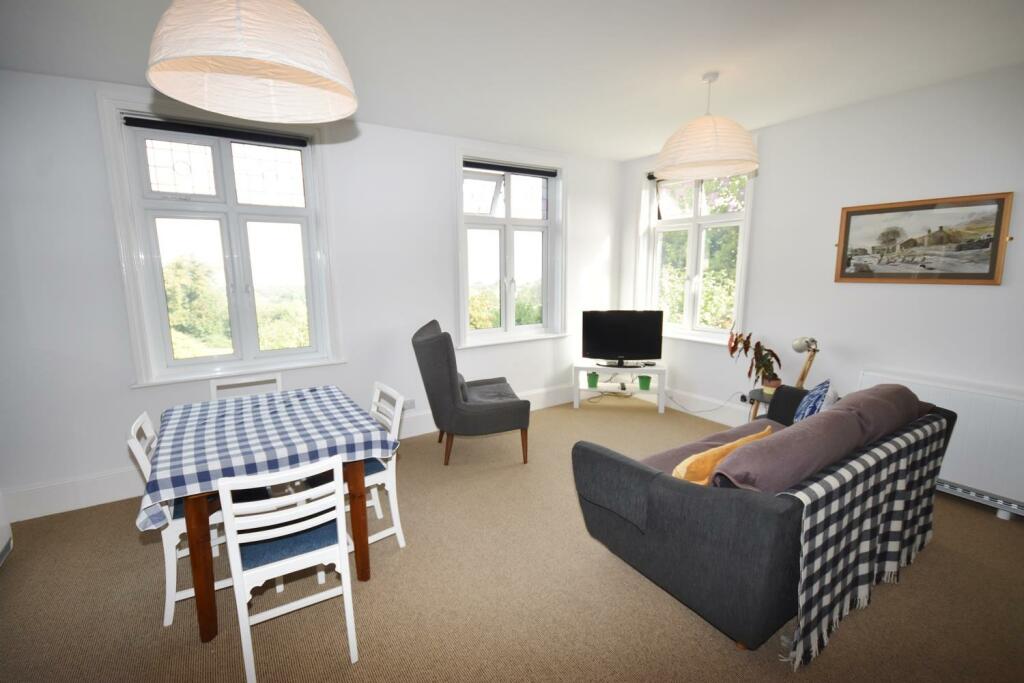 SITTING DINING ROOM